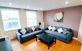 Brick Lane 1 Bedroom Apartment Near To Liverpool St